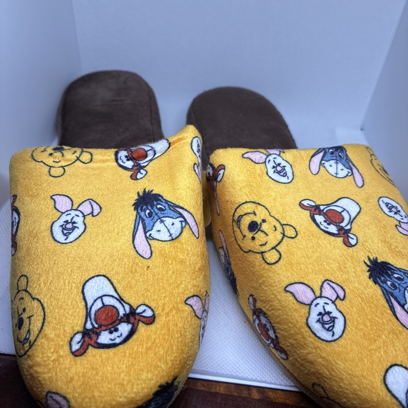 Disney Winnie the Pooh backless Slippers NEW US 5-7