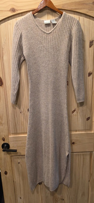 Newport News Beige Cable Knit V-Neck Midi Sweater Dress Lamb's Wool And Angora