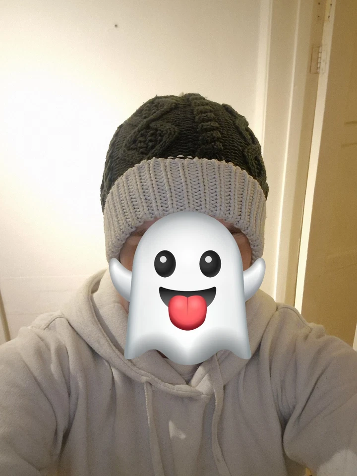 Aran Wool Beanie Hat - Image 3 of 4