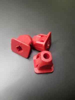 20 Vis Plastique Pare-chocs Fiat Alfa Ypsilon OE 46837757 Rouge - Photo 1/2