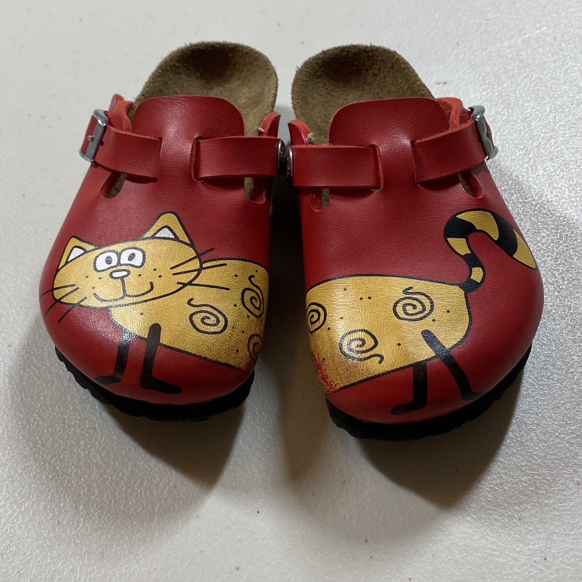 Birkenstock Birki's Kids Woodby Red Bridget the Cat Clogs Red