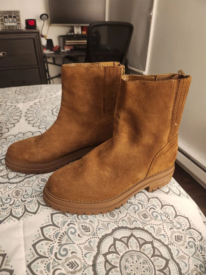 Calvin Klein Womens Greg Tan Suede Ankle Boots Shoes 8.5 Medium (B,M) - Image 2 of 4