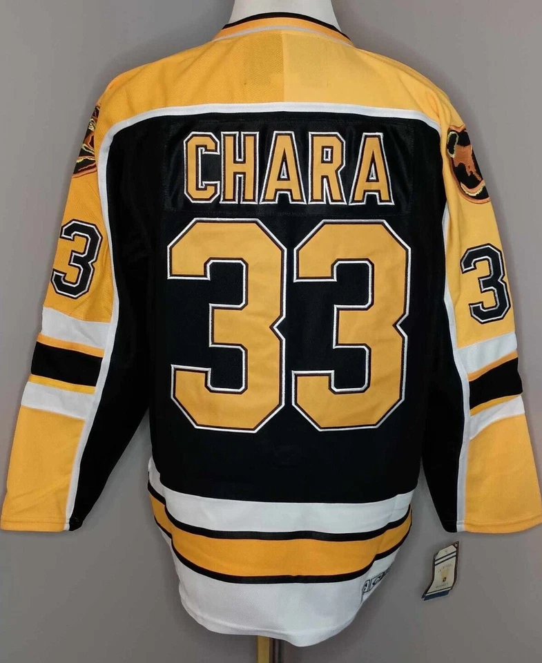 Camiseta deportiva Zdeno Chara Boston Bruins negra y dorada "1995-2006 retroceso" CCM NHL Foto 2 de 2