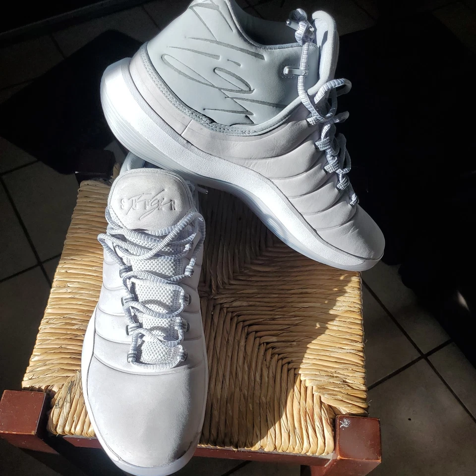 Кроссовки Jordan Super.fly 2017 Wolf Grey размер 11,5 921203-003 LkNw почти не использовались! - Изображение 2 из 4