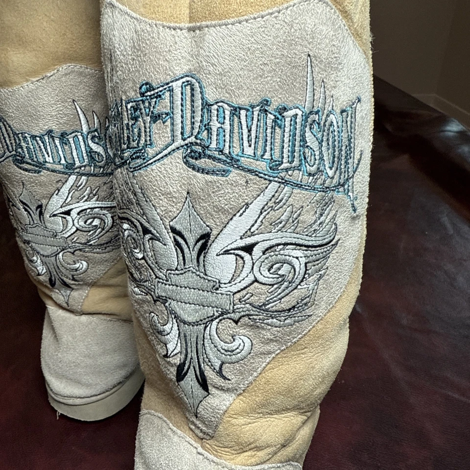 Botas de invierno Harley Davidson piel de oveja altas bordadas difíciles de encontrar talla 9,5 Foto 3 de 4