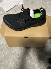 NIB OOFOS Mens 14 OOmg Sport LS Low Shoe Black Green Recovery Gorpcore 5085