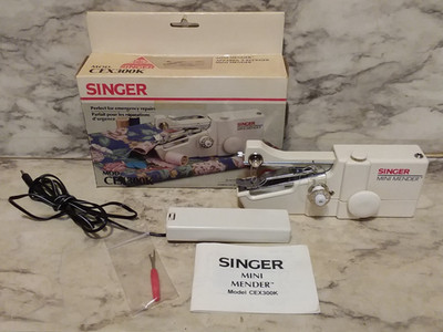 SINGER Mini Mender CEX300K Hand Sewing Machine Handy Stitch in Box - TESTED