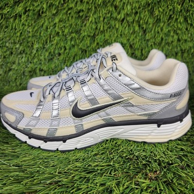 NIKE　P−6000 中古美品　26cm Nike P-6000 Womens White Coconut Milk Metallic Silver Black FV6603
