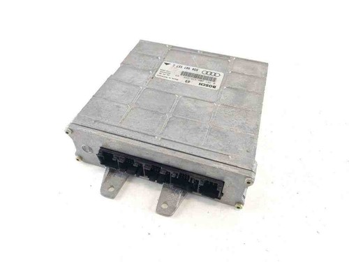 AUDI A4 Avant 8D5, B5 Motorsteuergerät ECU 8D0907557C 0261203938 1.90 31909011