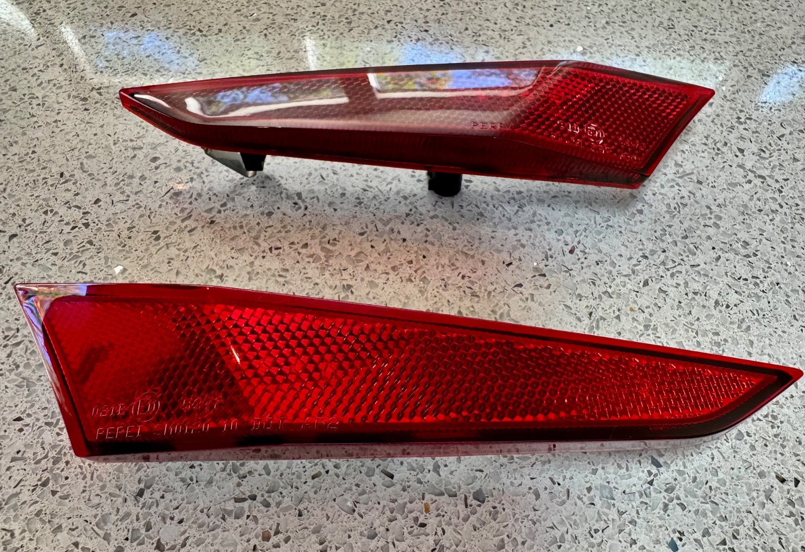 McLaren MP4-12C Rear Passenger Bumper Reflectors Used See Description!