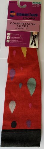 Different Touch Red compression socks 8-15mmhg - Picture 1 of 7