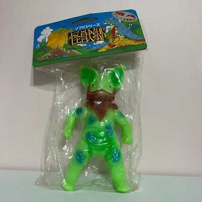 Bullmark Ultraman Alien Icarus Kaiju Green Luminous Figure Sofubi Toy H20CM(8in)