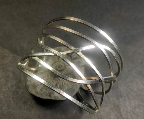 B3005 Ethnic Cuff White Metal Tribal Wide Bangle Fashion Bracelet India Jewelry - Picture 1 of 5