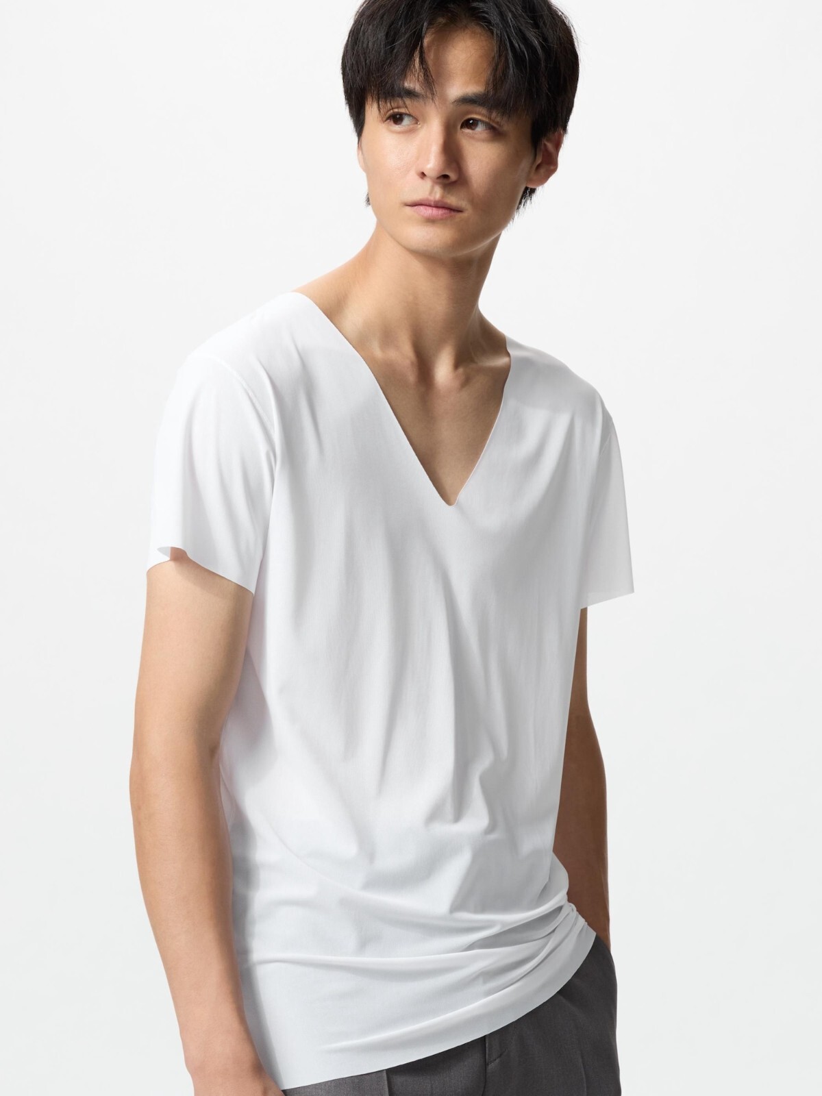 UNIQLO AIRism Men's Deodorant Mesh V neck T shirt Seamless design New