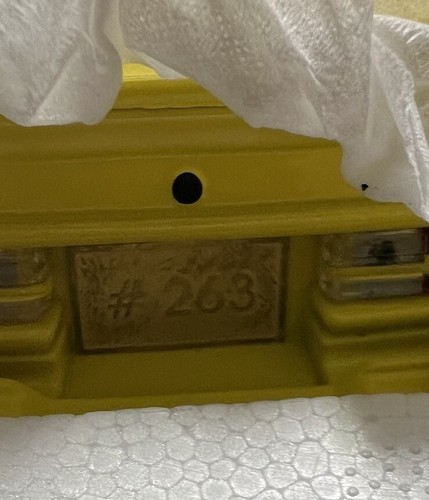 GMP 1:18 ‘87 BUICK GRAND NATIONAL DRAG VERSION YELLOW W/LITHOGRAPH NEW #8104A - Picture 3 of 7