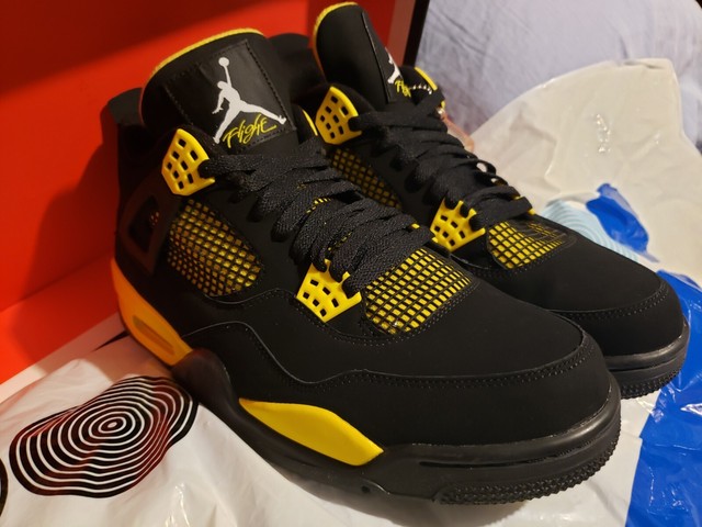 thunder 4s size 12