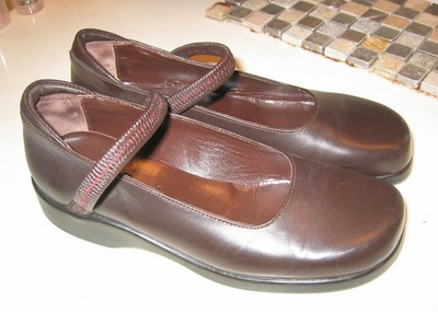 LL Bean Mary Jane Women's Shoes Brown Size 6 Strap Stretchable Leather Low | eBay