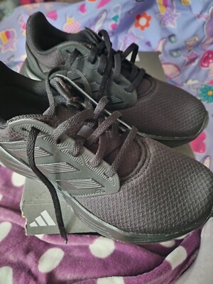 ladies black adidas trainers