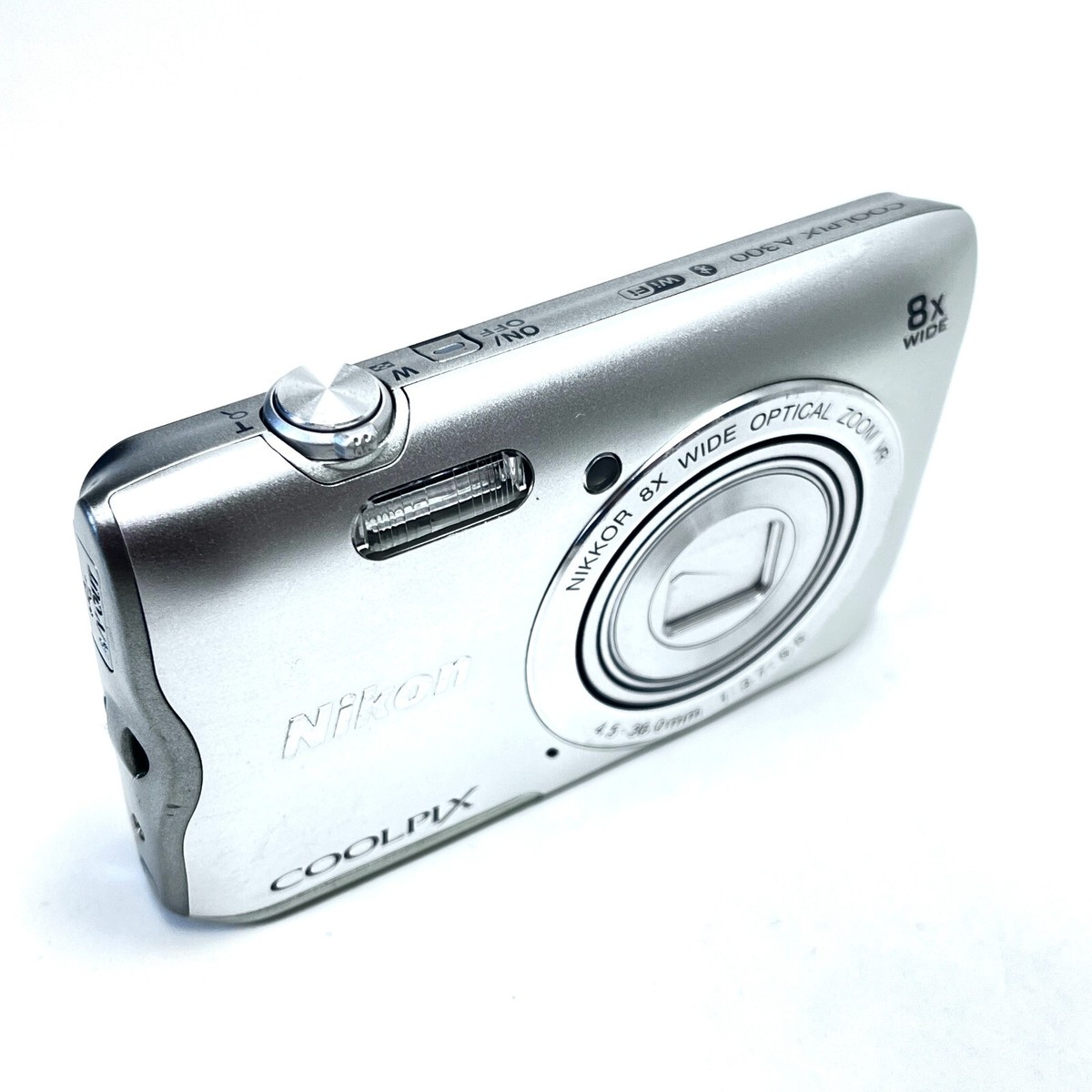 239 Nikon COOLPIX A300 シルバー Nikon Coolpix A300 20.05MP Digital Camera Silver 18208264834