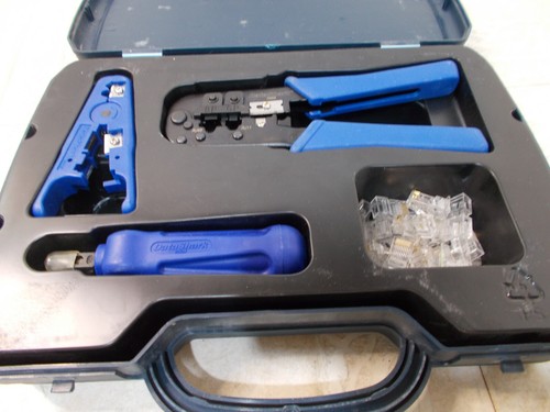 Data Shark Digital Cable and Satellite Tool Kit w Case PA70007 VGC