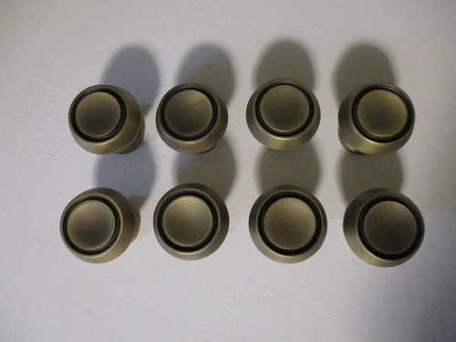 Signature hardware 1" CIPULLO SOLID BRASS ROUND CABINET KNOB - 8 ANTIQUE BRASS - Picture 3 of 10