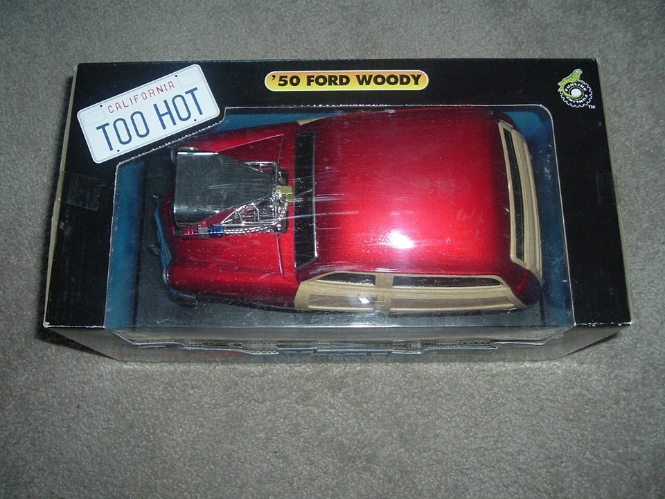 Muscle Machines '50 Ford Woody - Image 2 of 4