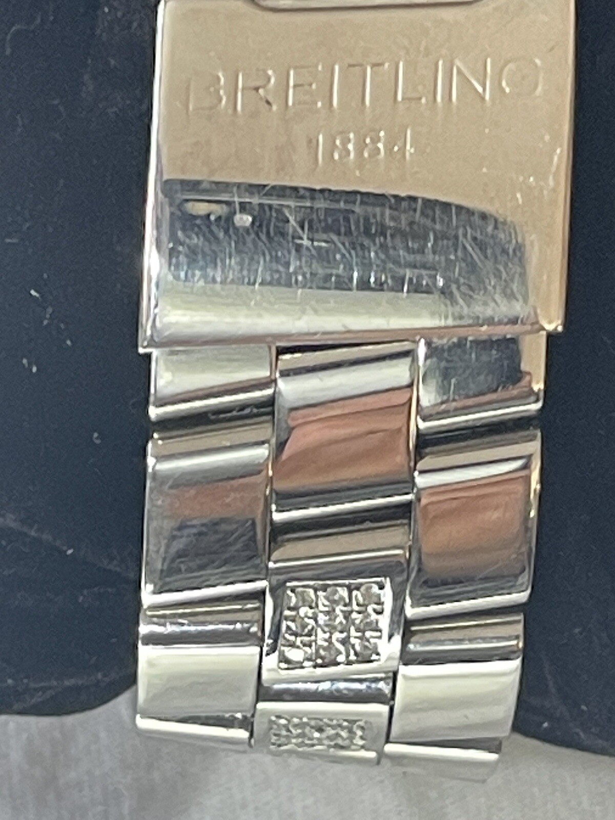 Breitling Super Avenger II  A13370  Diamond 8Ct Automatic Date Chronograph Watch image 8