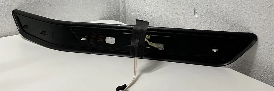 2014 BMW 750LI REAR LEFT DOOR Sill Step Scuff Cover Trim OEM 22339910 - Imagem 3 de 4