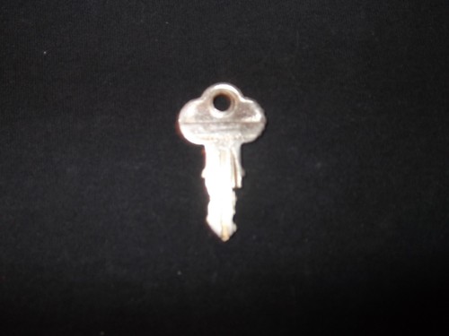 Chicago Lock Key # PR 509 For Coca Cola Cooler Machine Coke Pepsi Vendo Cav Keil - Picture 2 of 4
