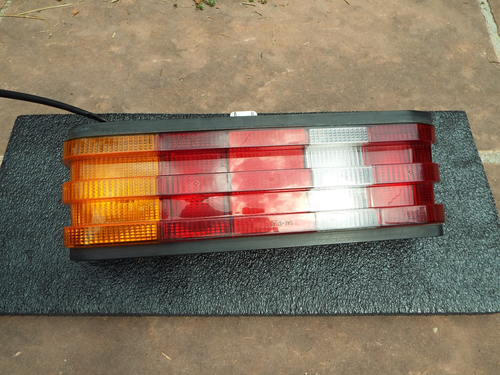 1992 Mercedes Benz 190E Right Tail Light Assembly. - Picture 2 of 7