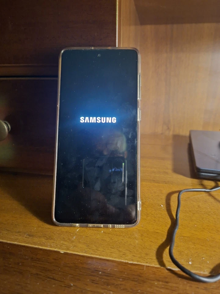 Samsung Galaxy A71 · 256GB, foto 2 di 3