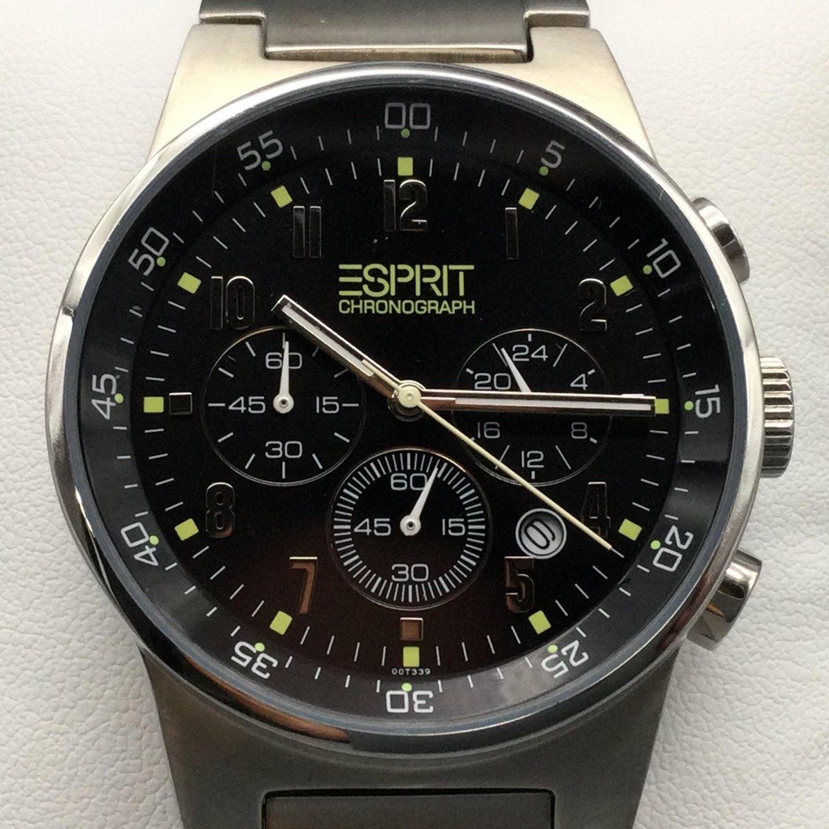 Esprit Mens Watch 39mm Black Stainless Chronograph ES000T31041 New Battery 8.25\