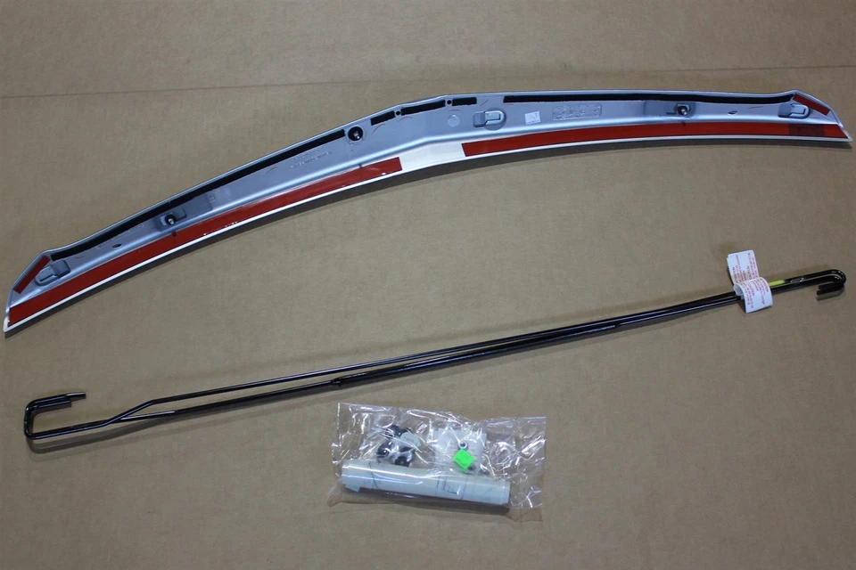 09-11 Acura TL alerón trasero plateado 08F10TK4250 Honda nuevo stock antiguo fabricante de equipos originales de fábrica Foto 2 de 4