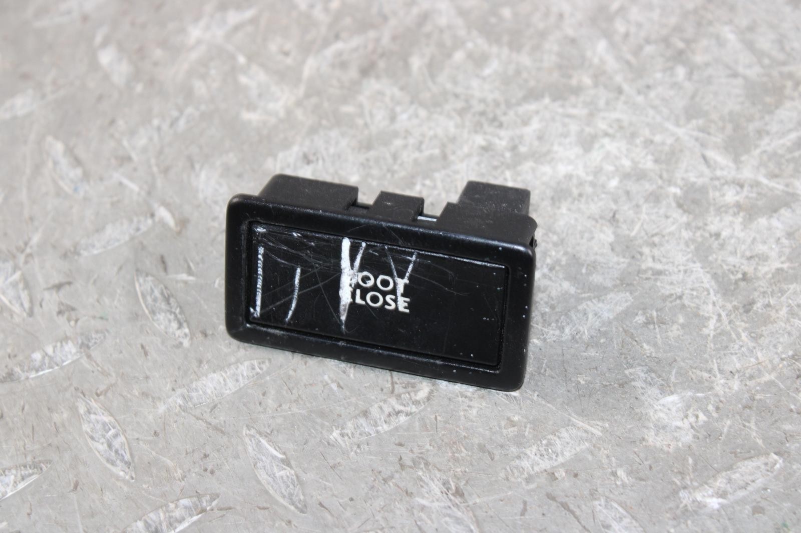 Bentley Flying Spur 2013-2018 Rear Button Black