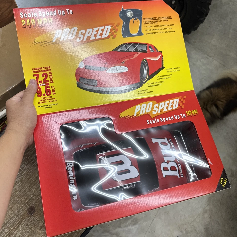 Action Pro Speed Dale Earnhardt Jr #8 R/C Radio Remote Control NASCAR Car New - Image 3 of 4