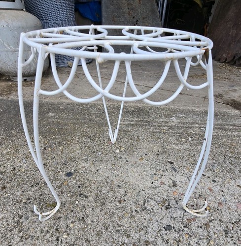 Vintage White Metal Ornate Plant Stand Retro Mid-Century Modern 14" Tall