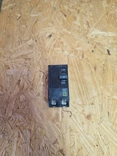 Square D QO240 40A 2P Circuit Breaker Black Face Trip Window Used