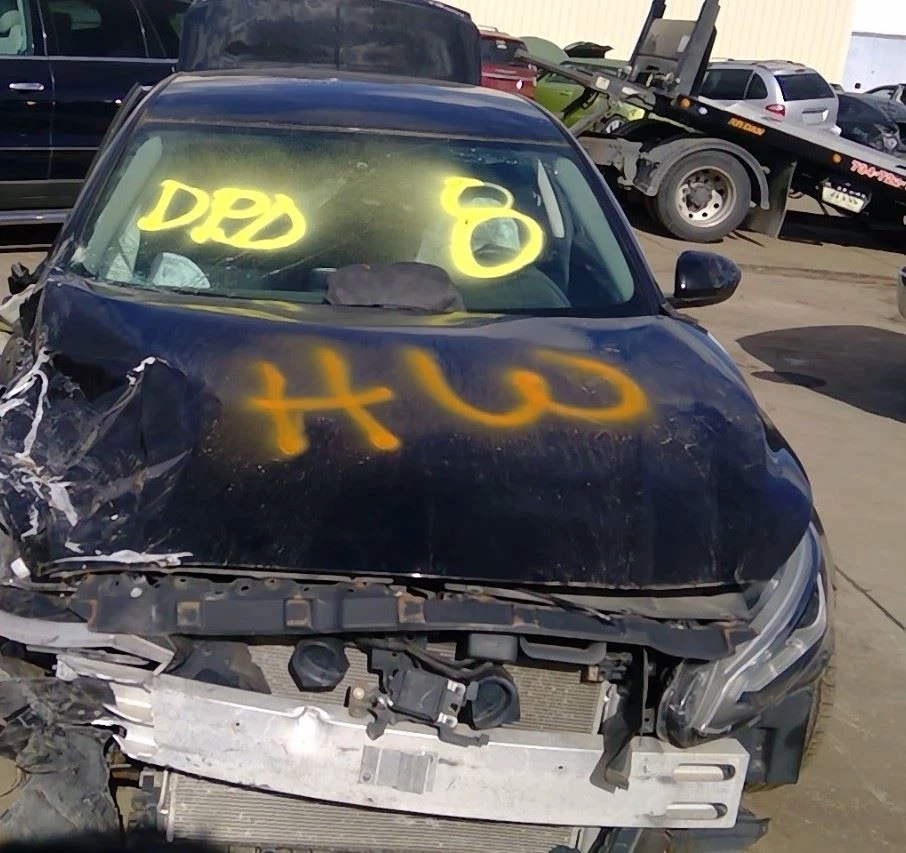 2019 20 21 22 23 24 25 Nissan Altima Temperature Control | Non-Heated Seats - Image 2 of 4