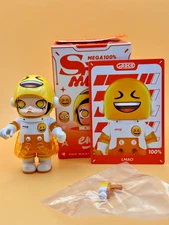 Pop Mart - Mega Space Molly 100% Emoji Series - LMAO - New