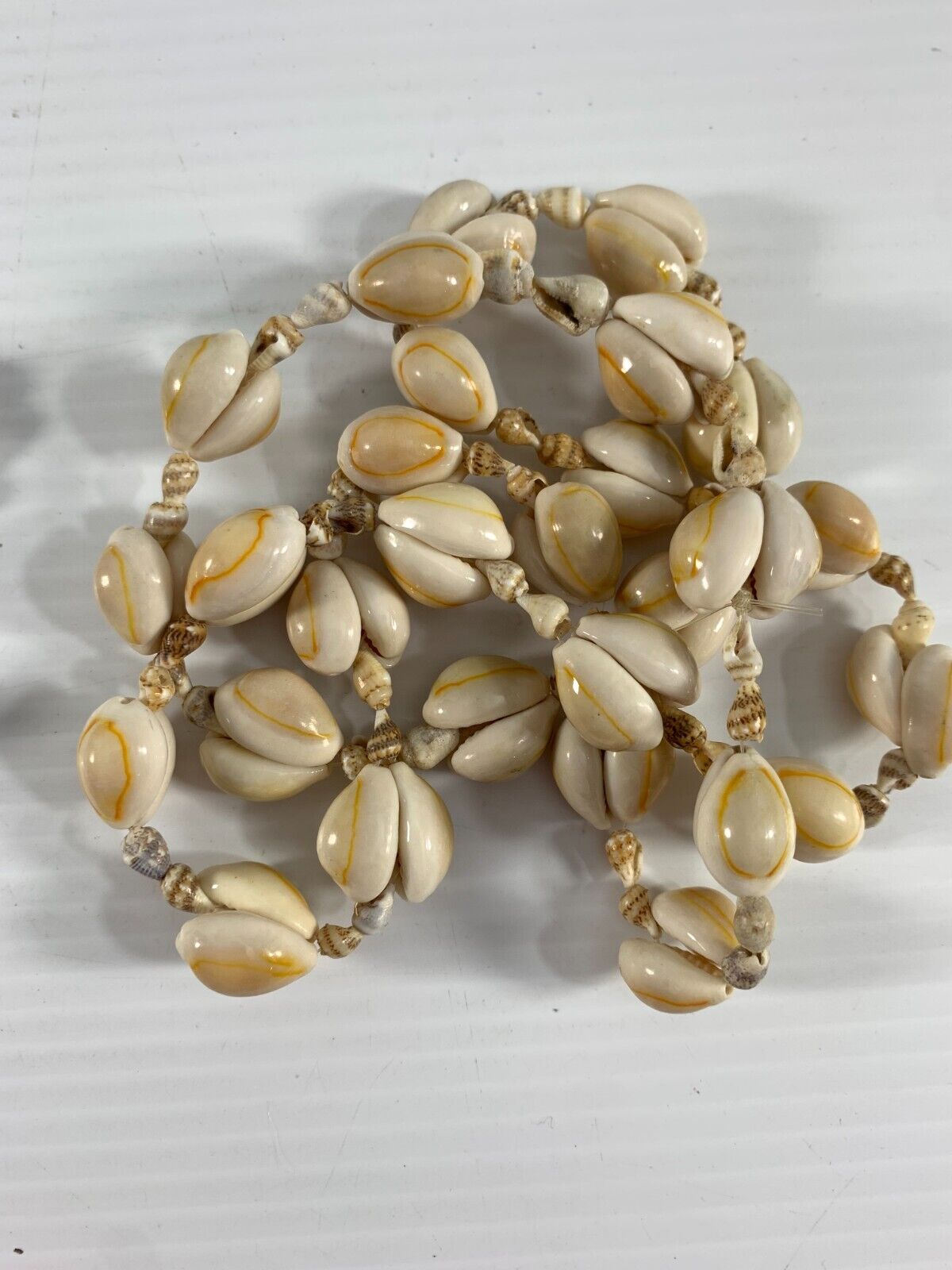 Mixed Lot of 8 Shell Necklaces Hawaiian Beach Wed… - image 9