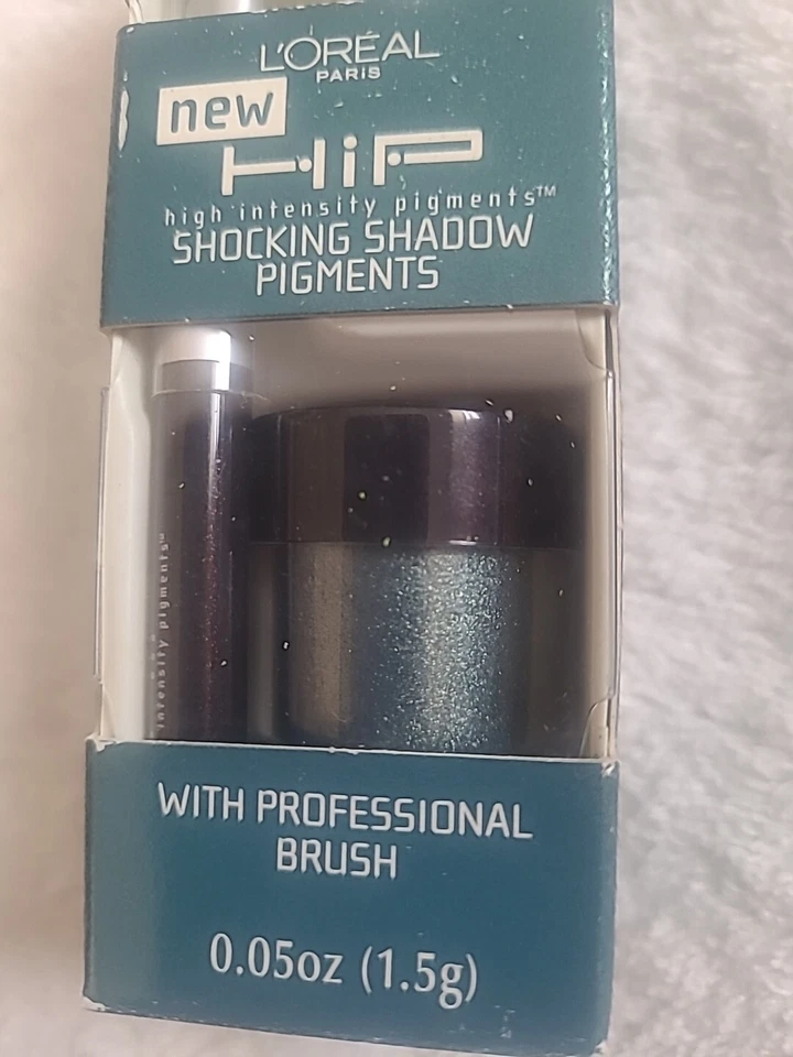 Loreal Paris HIP Shocking Shadow Pigments 228 Striving / Brush Discontinued - Image 2 of 4