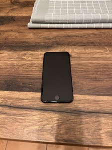 Apple iPhone 7- Schwarz, 128GB, ohne Simlock top Gepflegt keine Kratzer/Dellen