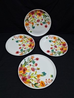 4 NEW Mikasa Karina 9'' Dinner / Salad Plates