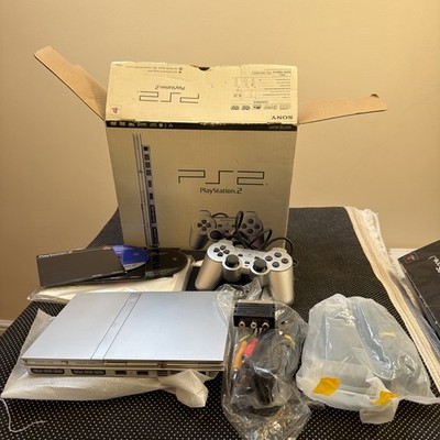 SONY PLAYSTATION 2 PS2 SLIM SILBER PAL KONSOLE OVP CONTROLLER DEMO SPIELE 