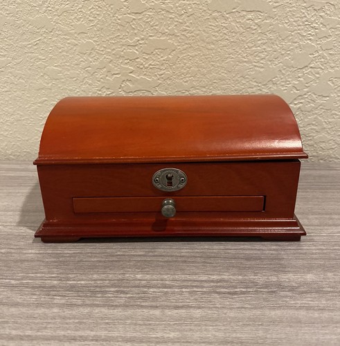 PCS Americas First Silver Coins Wooden Box With Key 