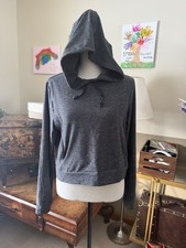 Grey long sleeve cropped hoodie croppedhoodie Size M