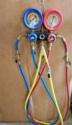 Mastercool  - 2-Way Aluminum Manifold Gauge Set, 