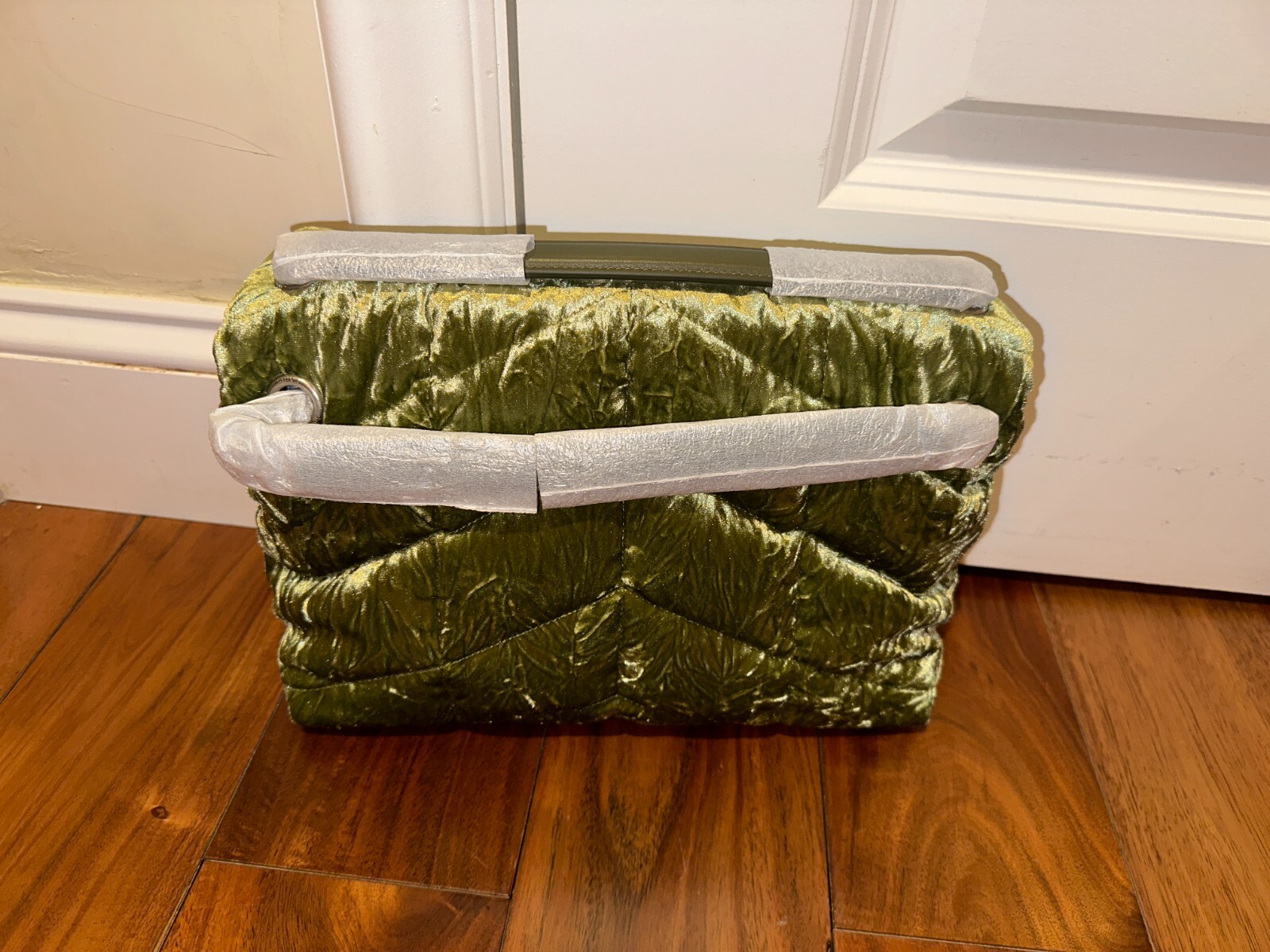Borsa a tracolla Saint Laurent Small Loulou Puffer Avocado Poliestere Nuova