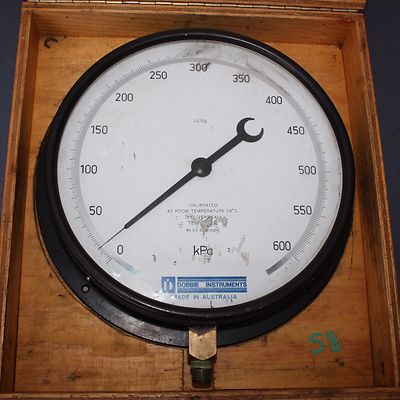 DOBBIE INSTRUMENTS 49709 0 - 600 kPa CALIBRATOR PRESSURE TEST GAUGE | eBay