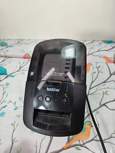 Brother QL700 Label Thermal Printer NO USB CABLE COMES WITH ROLL INSIDE